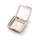 Briller à Cannes - Prestige Flawless Pearl Brilliance Highlighter